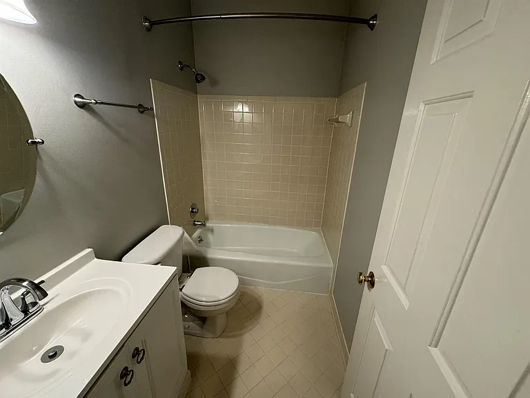 117 Matthew Ln #1 — Photo 8