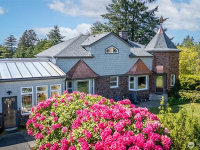 902 S Sunset Drive, Tacoma, WA, 98465