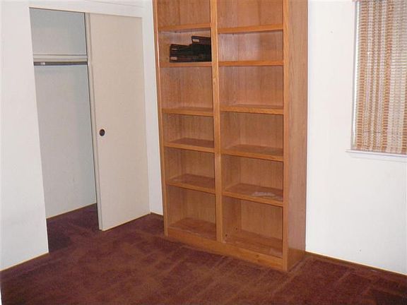 5th image of 2925 Madelia Dr