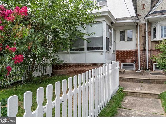 3rd image of 153 E Essex Ave