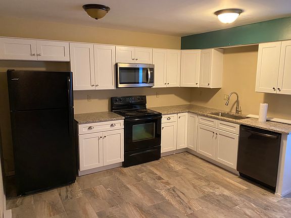 4th image of 25 Winne Pl APT B