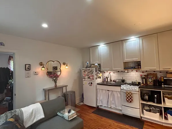 2311 E York St APT 1R, Philadelphia, PA 19125