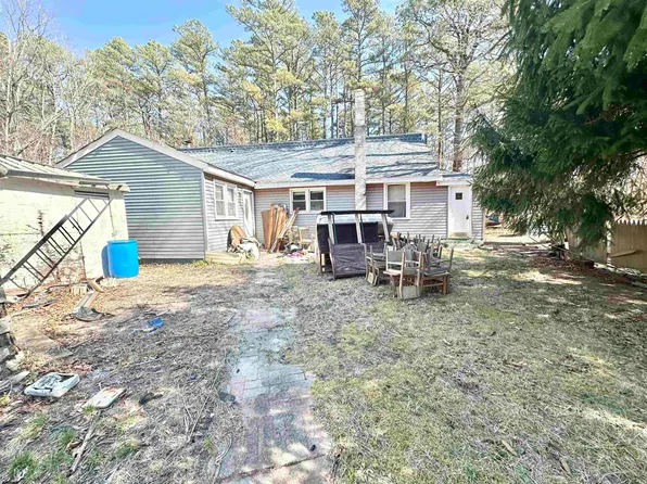 107 Ruckreim Dr, Egg Harbor Township, NJ 08234