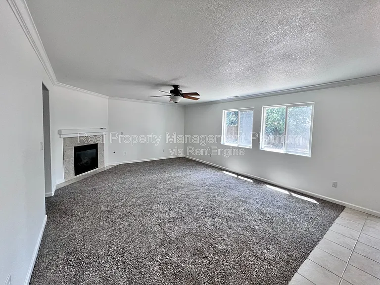 6054 E Hampton Way — Photo 23