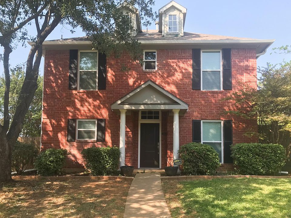 2952 Cresthaven Drive