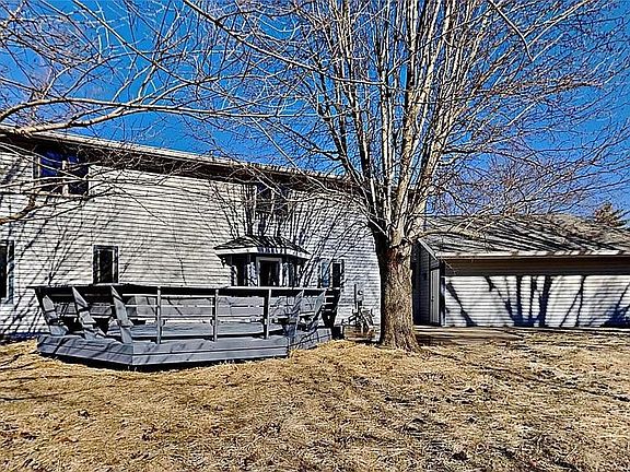 4th image of 661 Lakewood Dr