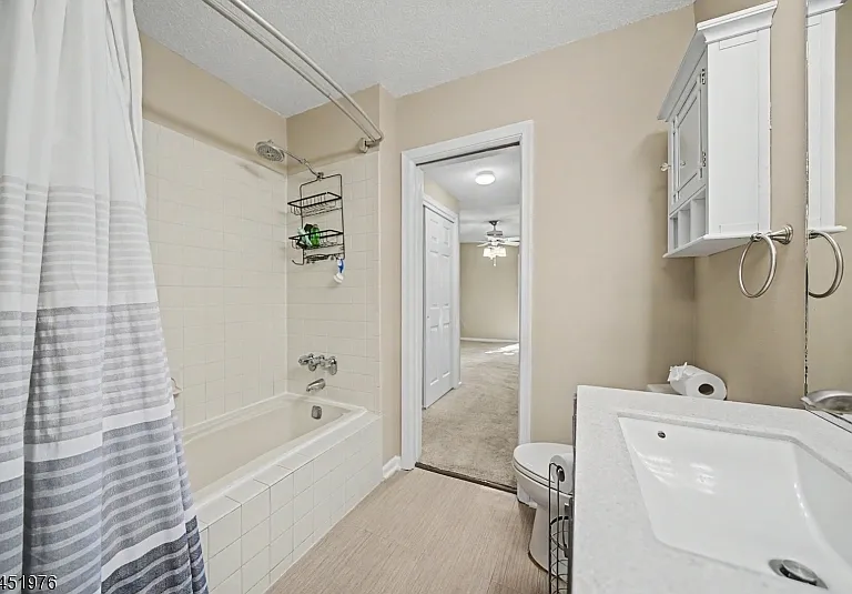 24 Pine Hollow Ct — Photo 28
