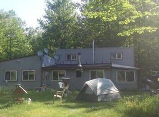 5204 Galbraith Rd, East Jordan, MI 49727