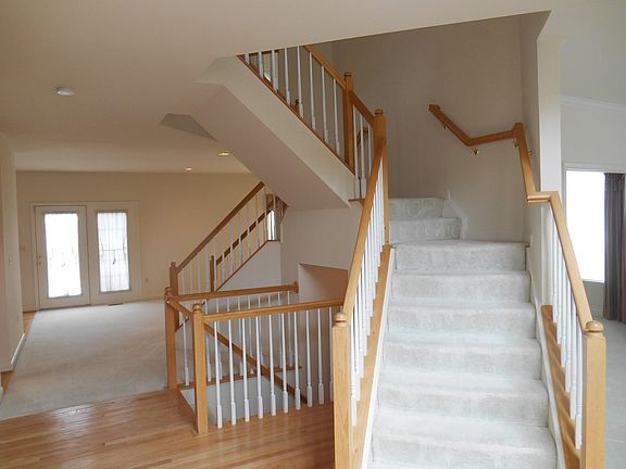 4th image of 5486 Clonmel Ct