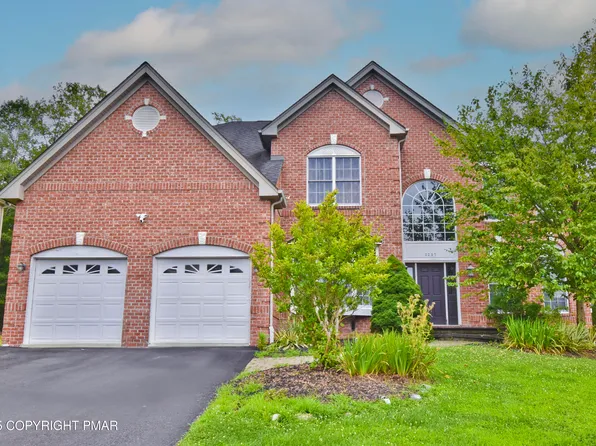 3257 Doral Ct, East Stroudsburg, PA 18302