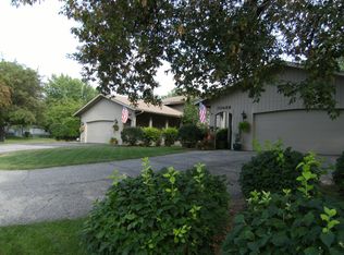 10488 Colorado Cir, Bloomington, MN 55438