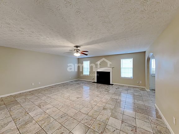 4th image of 3701 Bondurant Dr