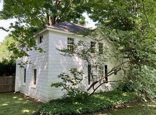 33 Mill St #1, Rhinebeck, NY 12572