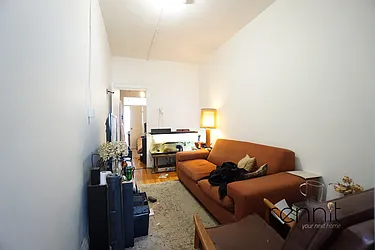 Rented by Rennit Inc.