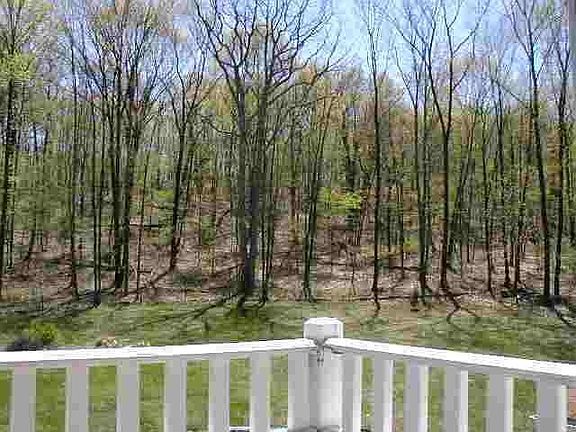 View fr Master Bd Deck