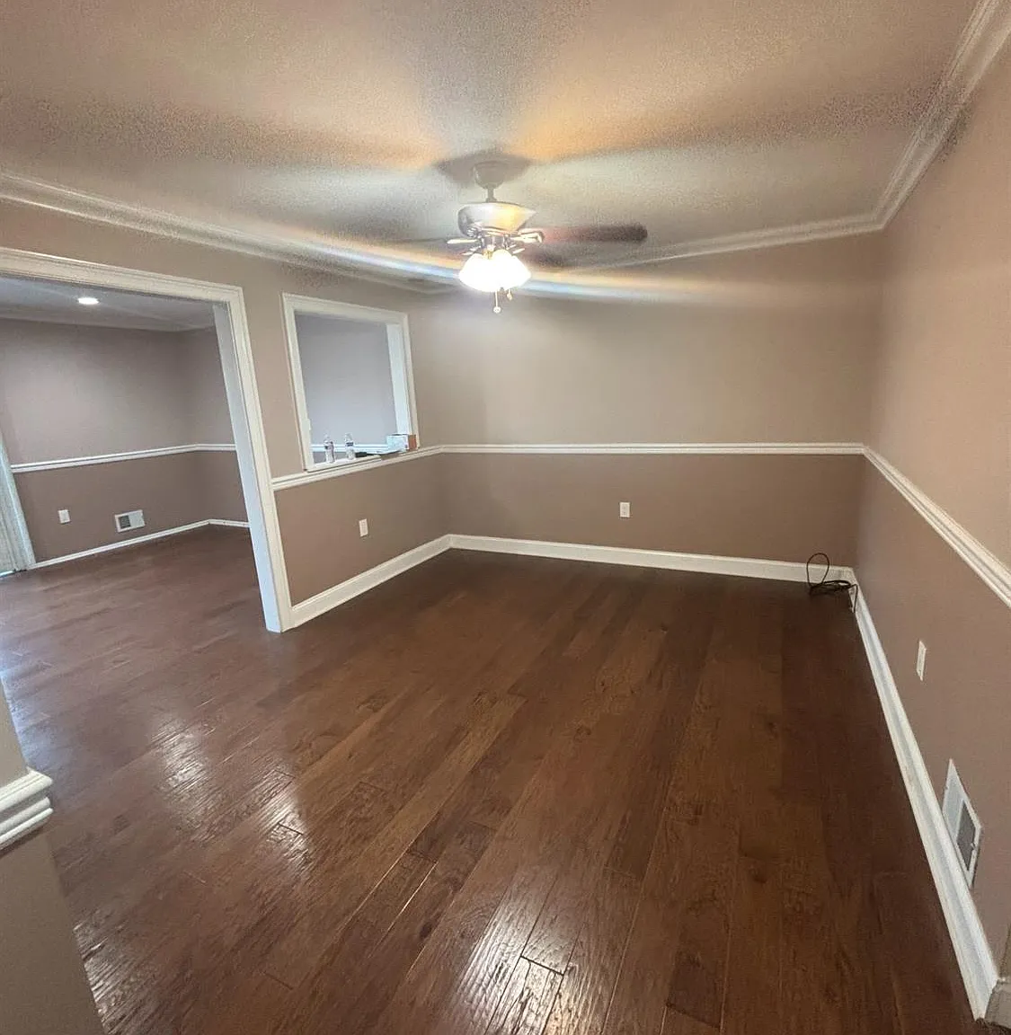 3 bed, 3.0 bath, 1594 sqft, $3,300 — Photo 4