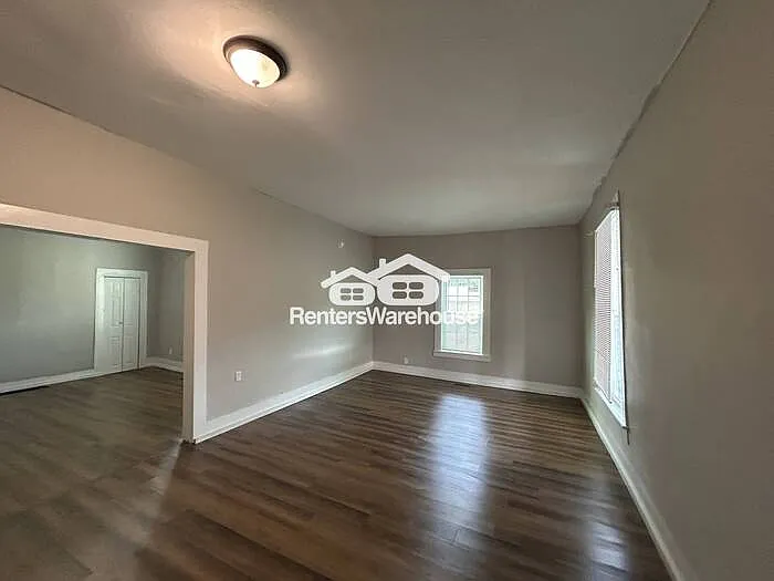 5621 Court H — Photo 8