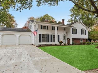 31517 Walker Rd, Bay Village, OH