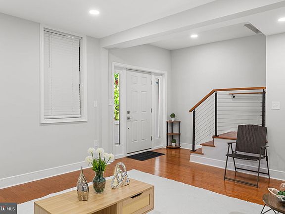 5th image of 3517 Holmes Ave