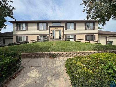 1401 & 1402 5th Ave, South Sioux City, NE, 68776