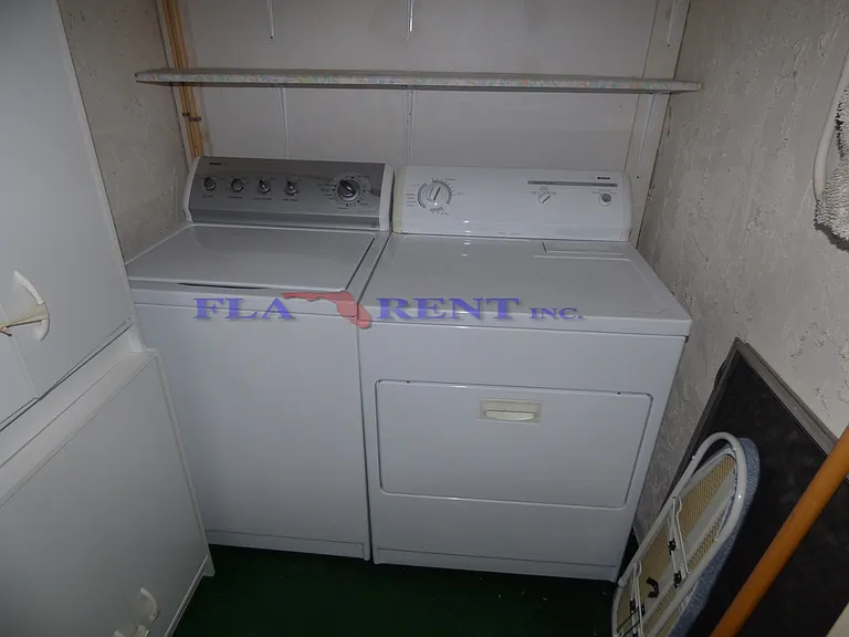 1160 Calle Del Norte #C — Photo 10