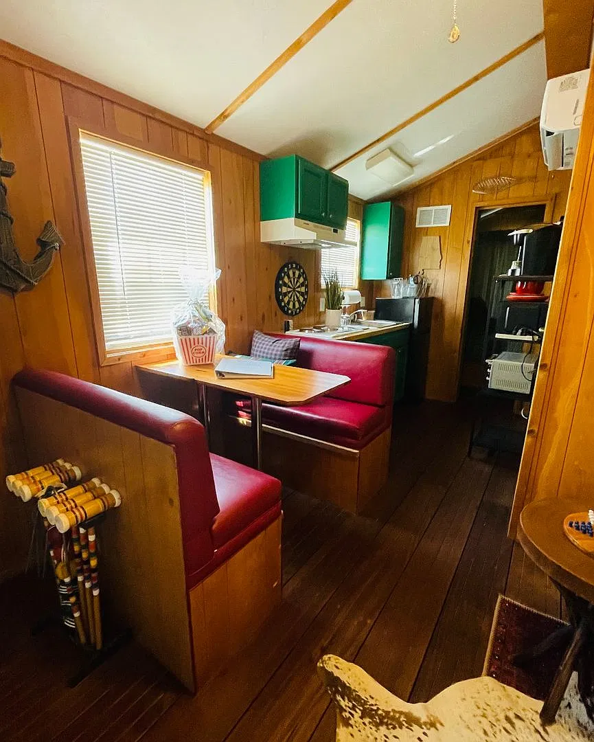 Hudson's Boat House - For Rent — Photo 4