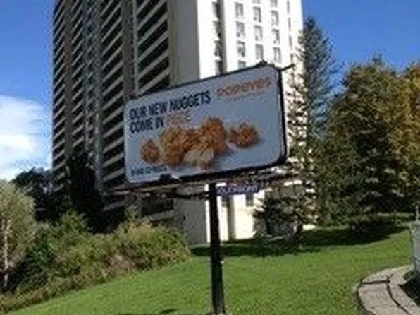 1600 Finch Ave W, Toronto, ON M3J 2G8