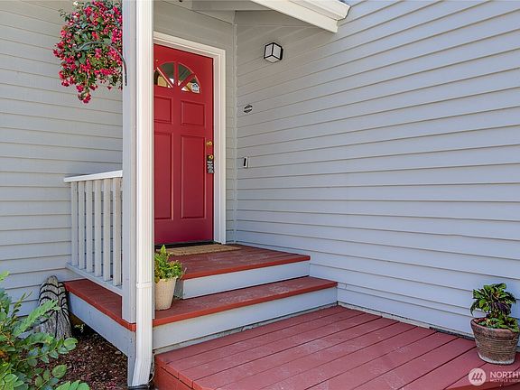 3rd image of 13708 149th Street Ct E