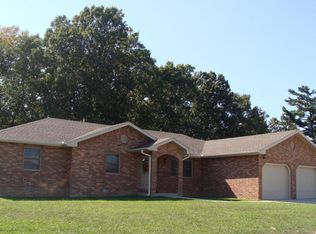 2601 Ferris Dr, Mountain Grove, MO 65711