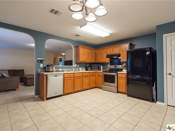 5th image of 505 Tom Kemp Dr