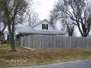 1583 E 545th Rd, Brighton, MO 65617