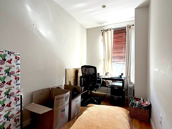 3rd image of 57 Newell St APT 3L