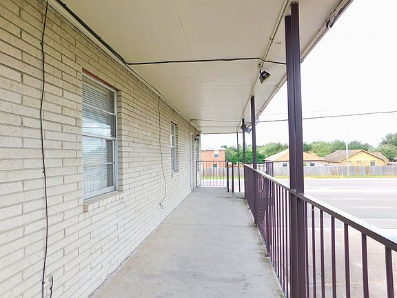 2nd image of 3616 Harvey St