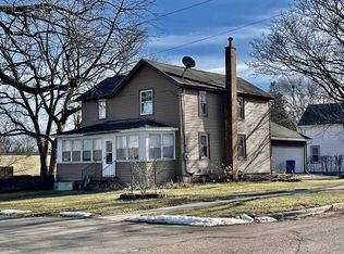 355 Fountain St, Columbus, WI 53925