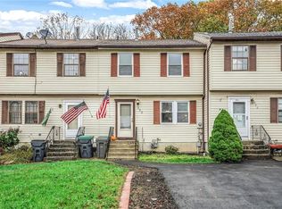 522 Everett Pl, Maybrook, NY 12543