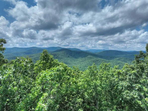 12 The Hts, Blue Ridge, GA 30513