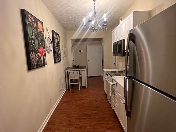 3rd image of 4030 Hill Station Ct