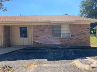 113 Texas Ave #B, Gilmer, TX 75645