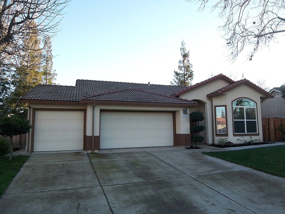 1st image of 9909 River Oaks Dr