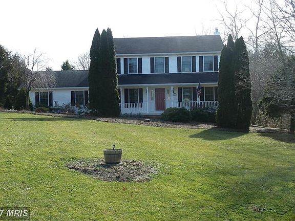 4th image of 12 Mallard Ln