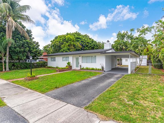 2nd image of 8660 SW 125th Ter