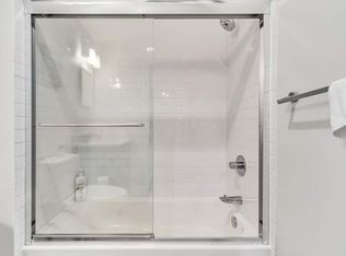 2026 Chestnut St #1F, Philadelphia, PA 19103