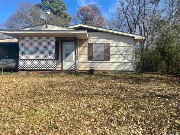 310 Fannin St, Lone Star, TX 75668