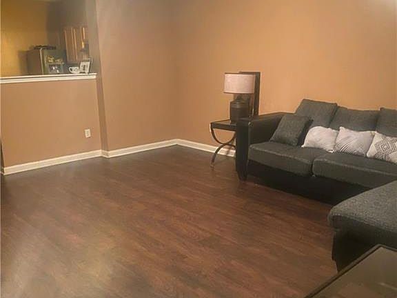 2nd image of 1759 Broad River Rd