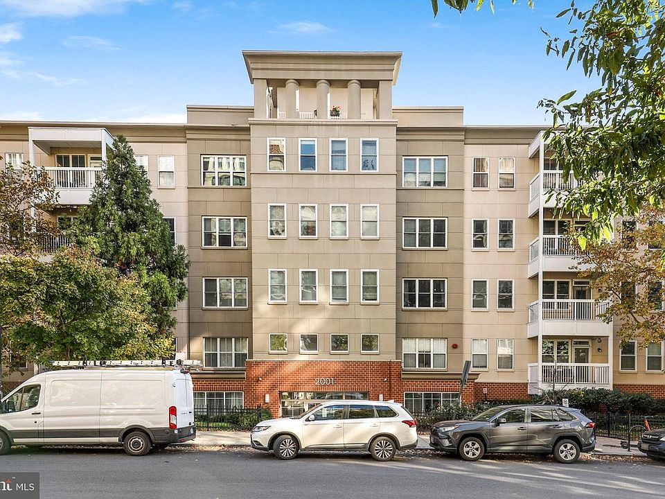 1st image of 2001 12th St NW APT 107