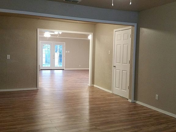 3rd image of 309 Harless Ave