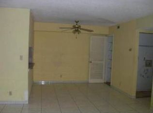3005 N Oakland Forest Dr APT 203, Oakland Park, FL 33309