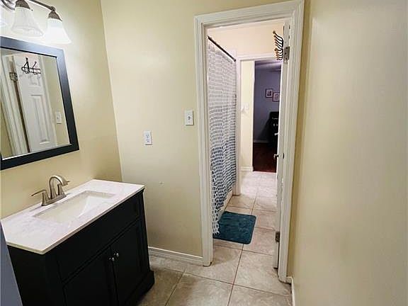 3rd image of 5181 Fairland Dr