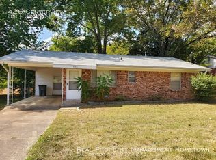 426 Centerview St, Hot Springs, AR 71913