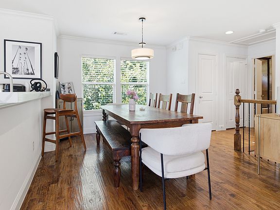 3rd image of 6131 Oram St APT 5